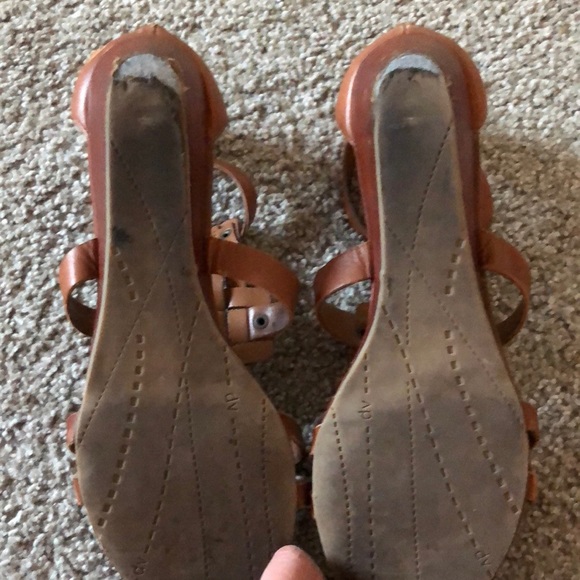 Dolce Vita Brown Wedge Sandals - Picture 4 of 6
